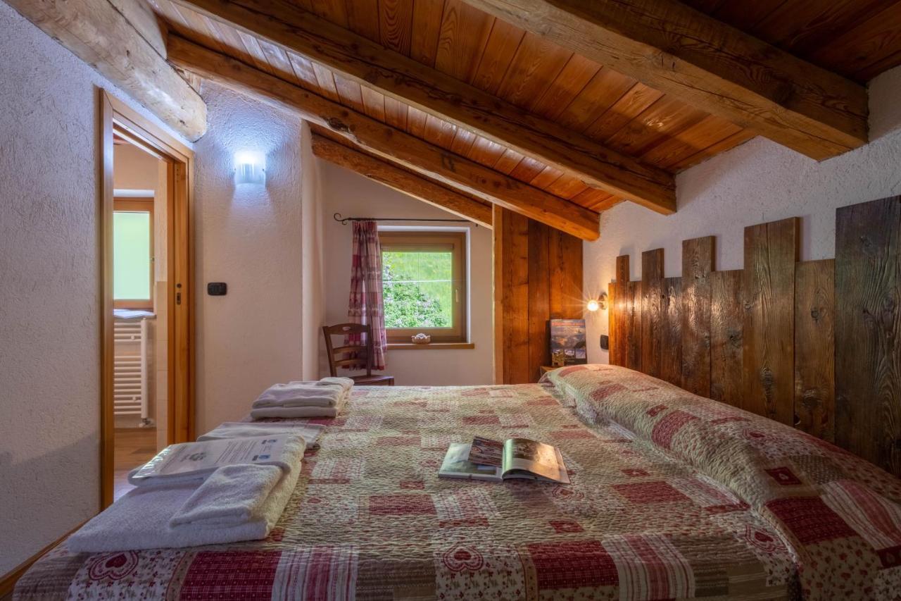 Le Vieux Noyer - Appartamenti Al Verde Villaggio Di Rumiod Saint-Pierre Luaran gambar