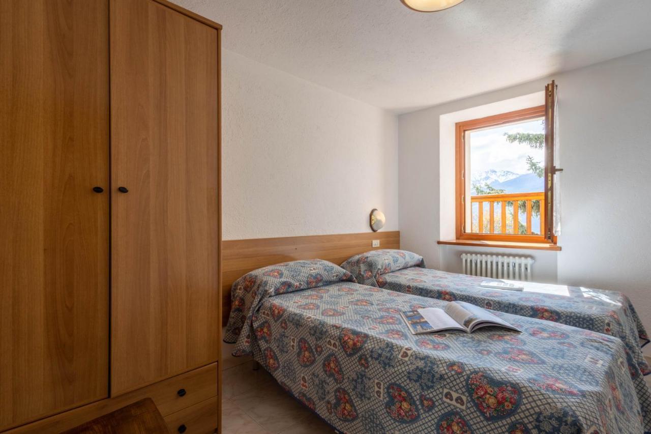 Le Vieux Noyer - Appartamenti Al Verde Villaggio Di Rumiod Saint-Pierre Luaran gambar