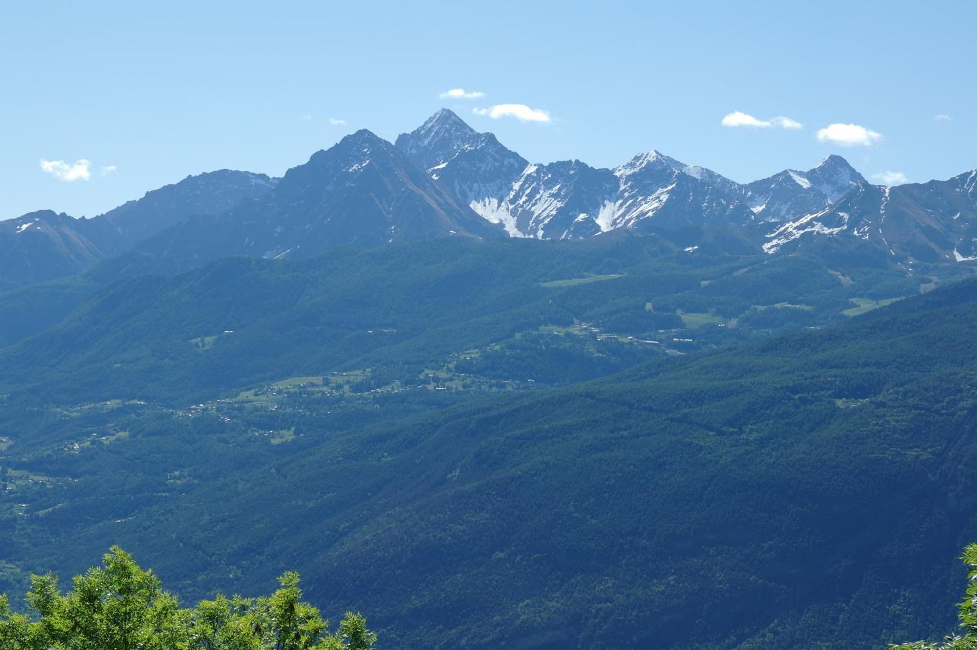 Le Vieux Noyer - Appartamenti Al Verde Villaggio Di Rumiod Saint-Pierre Luaran gambar